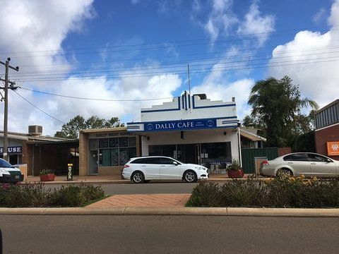 Dally Cafe - Travel Agents 0