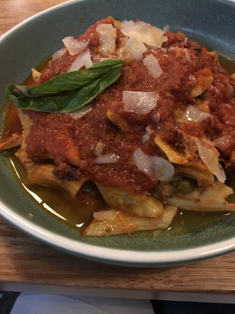 Est Ovest - Tourism Guide 1