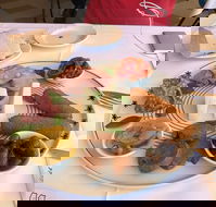 Chicco Palms - Travel Search