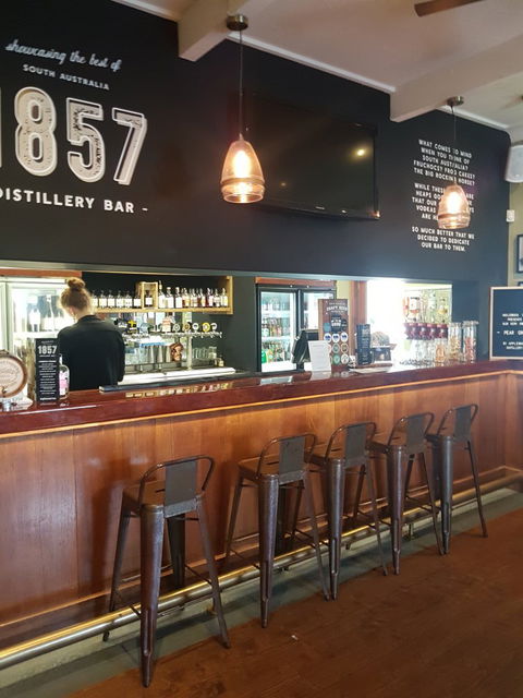 Inglewood Inn - Travel Agents 8