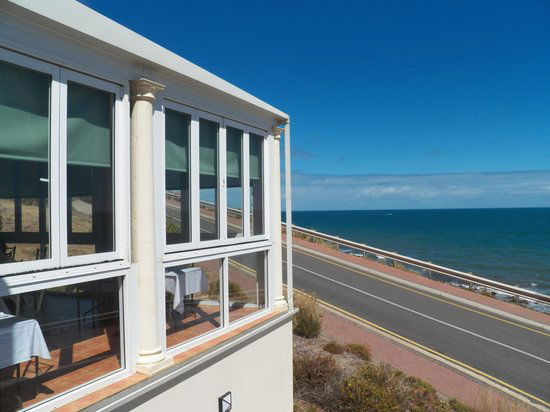 Seaview Downs SA Cruises Travel