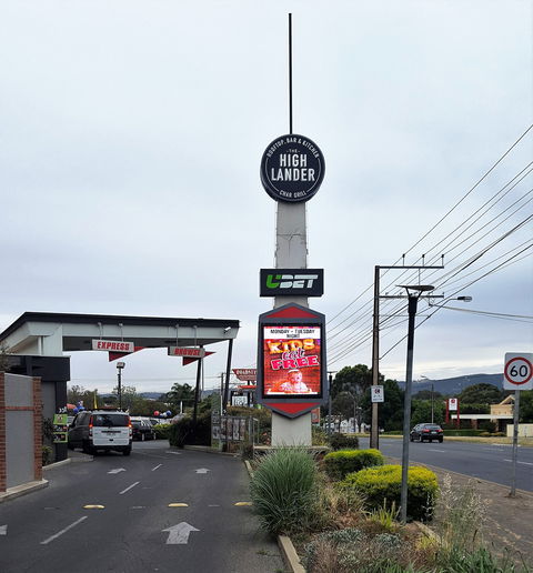 The Highlander Hotel - Travel Agents 2