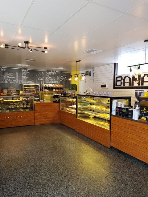 Banana Boogie Bakery - Travel Agents 7