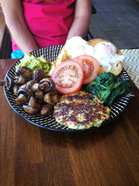 Crudo Cafe - Travel Agents 5