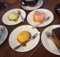 Gateaux 259 - Travel Agents