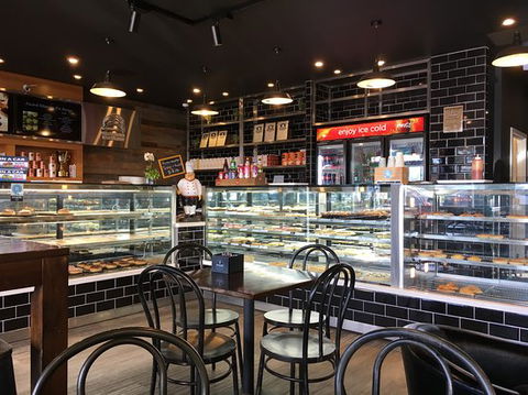 St Georges Bakehouse - Travel Agents 0