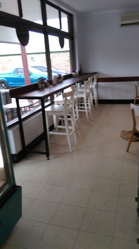 Meningie Bakery - Travel Agents 2