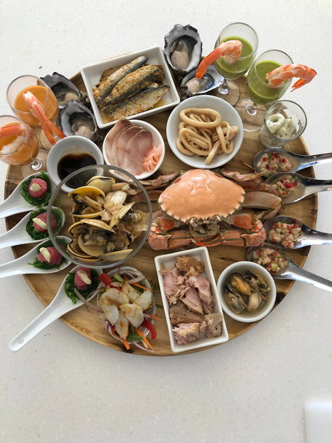 Oyster HQ - Travel Search 2