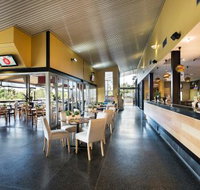 Pacific Pines Tavern - Tourism Guide