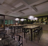 Pearls Bar - Travel Agents