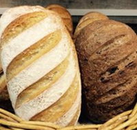 Foxy's Bakery - Tourism Guide
