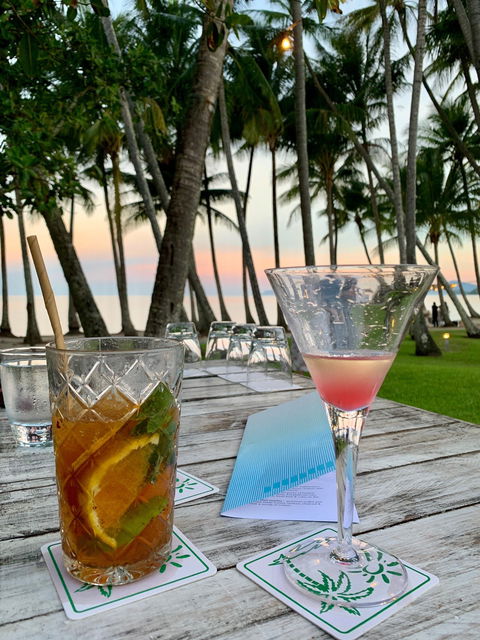 Nu Nu Restaurant - Travel Agents 6