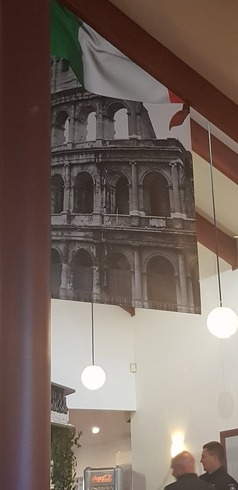 Valentino's Devonport - Travel Search 2