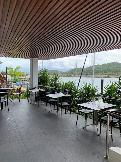 Boardwalk Restaurant And Bar - Travel Agents 1