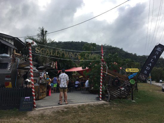 Nelly Bay QLD Travel Agents