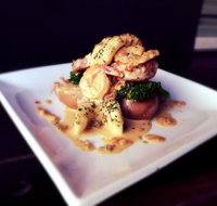 Spotted Dog Tavern - Tourism Guide