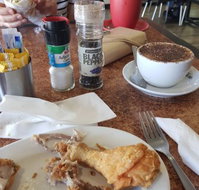 La Famille Cafe  Bakery - Travel Agents