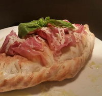 Sempre Pizza  Calzone - Tourism Guide