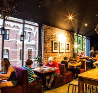 Vamos Cocina  Bar  Musica - Tourism Guide