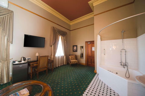 Denison Boutique Hotel - Cruises Travel 16