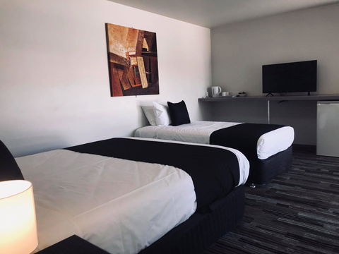 Guiding Star Hotel - Cruises Travel 9