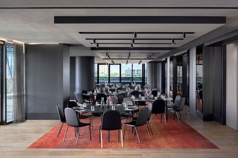 AC Hotel By Marriott Melbourne Southbank - Tourism Guide 8
