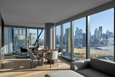 AC Hotel By Marriott Melbourne Southbank - Tourism Guide 12