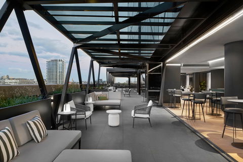 AC Hotel By Marriott Melbourne Southbank - Tourism Guide 17