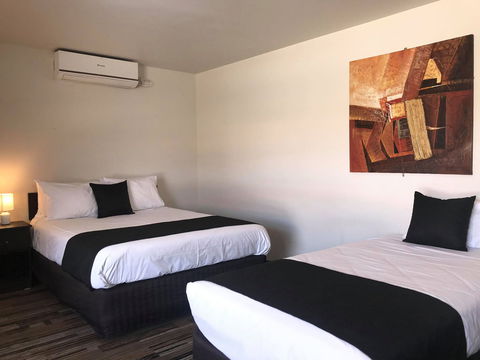 Guiding Star Hotel - Cruises Travel 8