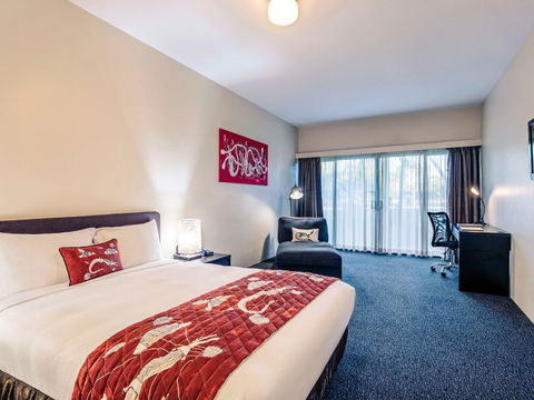 Mercure Kakadu Crocodile Hotel - Cruises Travel 4