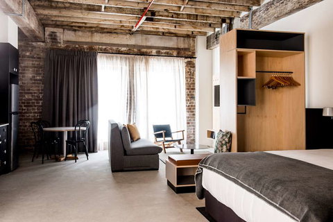 Veriu Broadway - Travel Search 3