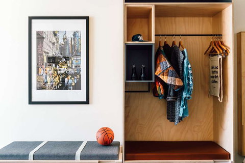 Veriu Broadway - Travel Search 6