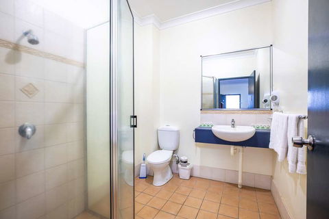 Atherton Hotel - Tourism Guide 3