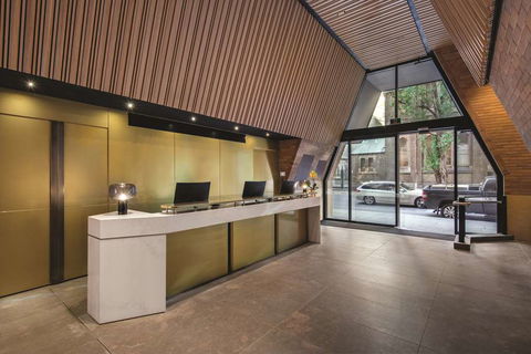 Vibe Hotel Sydney Darling Harbour - Cruises Travel 3