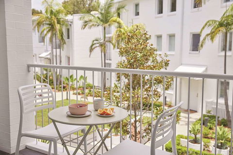 Adina Apartment Hotel Chippendale - Cruises Travel 11