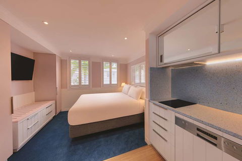 Adina Apartment Hotel Chippendale - Cruises Travel 13