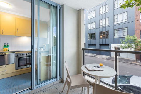 Nesuto Chippendale Sydney Apt Hotel - Cruises Travel 11