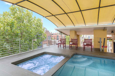 Nesuto Chippendale Sydney Apt Hotel - Cruises Travel 14