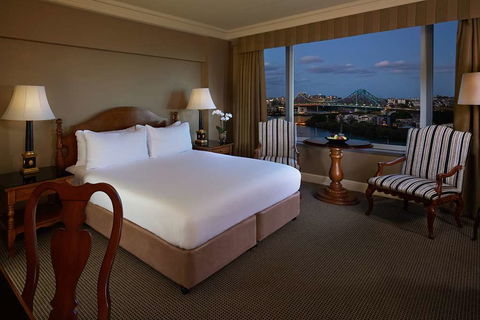 The Stamford Plaza Brisbane - Cruises Travel 4