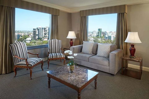 The Stamford Plaza Brisbane - Cruises Travel 11