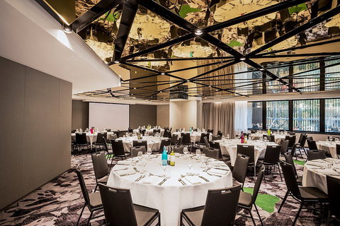 Capri by Fraser Brisbane - Travel Search 10