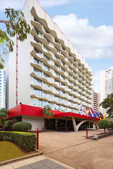 Royal on the Park - Travel Search 0