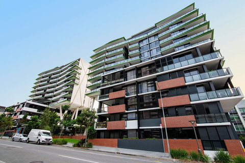 Arise Arena - Travel Search 0