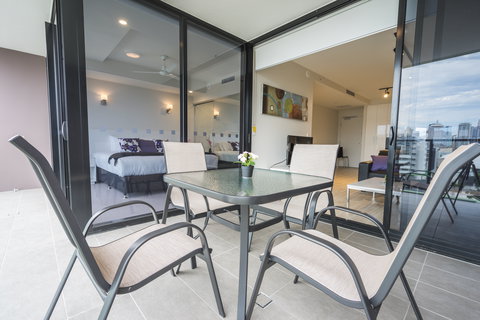 Arise Arena - Travel Search 7