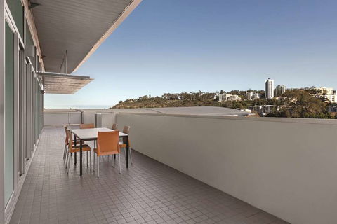 Adina Apartment Hotel Perth - Tourism Guide 8