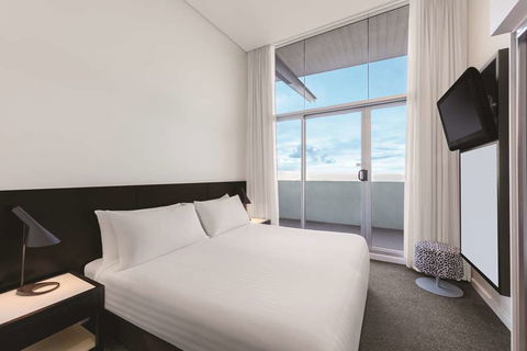 Adina Apartment Hotel Perth - Tourism Guide 11