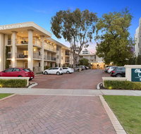 The Peninsula Riverside Apartments - Tourism Guide