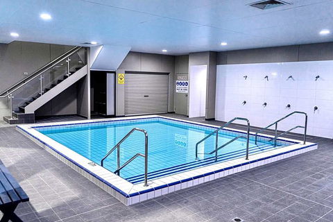 Quality Inn Taylors Lakes Motel - Cruises Travel 9