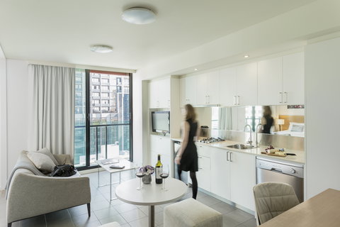 Fraser Place Melbourne - Travel Agents 15