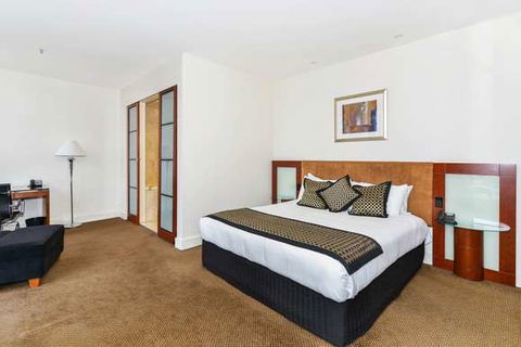 Peppers Waymouth Hotel - Cruises Travel 1